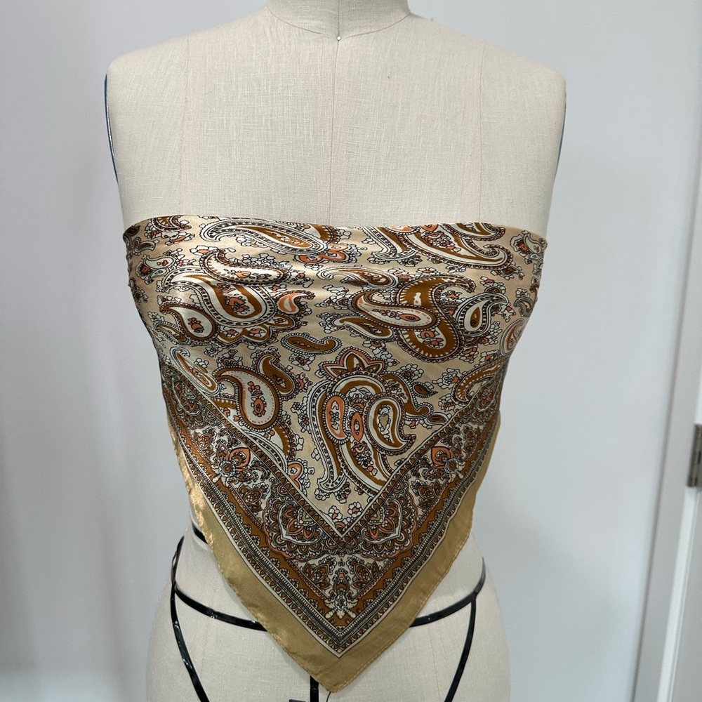 Halter triangle paisley top